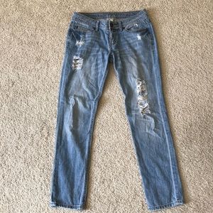 Distressed boyfriend jeans